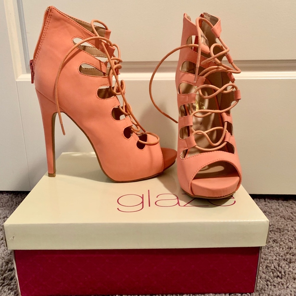 New Salmon heels